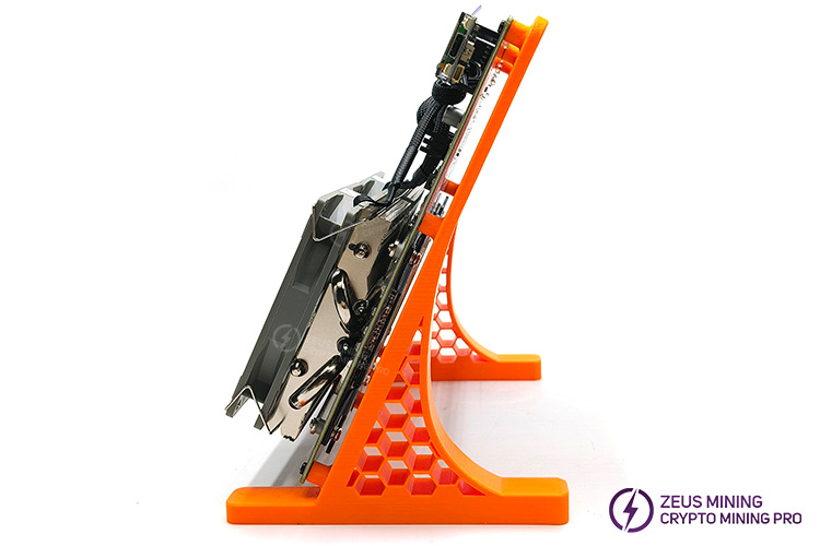 Соло-майнер Bitaxe Nerd OCTAXE 9.6T 160 Вт для майнинга BTC Соло-майнер Bitaxe Nerd OCTAXE 9.6T 160 Вт для майнинга BTC