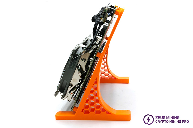 Соло-майнер Bitaxe Nerd OCTAXE 9.6T 160 Вт для майнинга BTC Соло-майнер Bitaxe Nerd OCTAXE 9.6T 160 Вт для майнинга BTC
