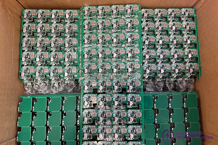 Сменный модуль питания Antminer S19xp 18 В для малогабаритной платы Сменный модуль питания Antminer S19xp 18 В для малогабаритной платы