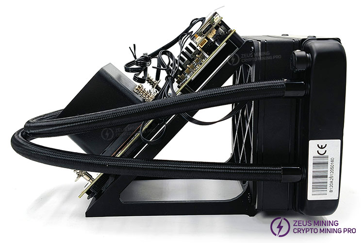 Bitaxe Miner NerdQaxe++ 4.8Th Hydro с жидкостным охлаждением