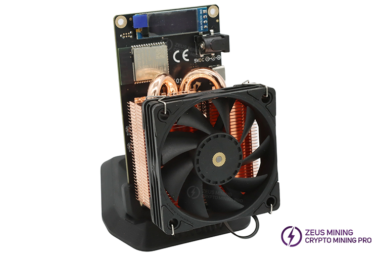 Обновленная версия Bitaxe Gamma 601 Max 1.9 TH/s с улучшенным радиатором